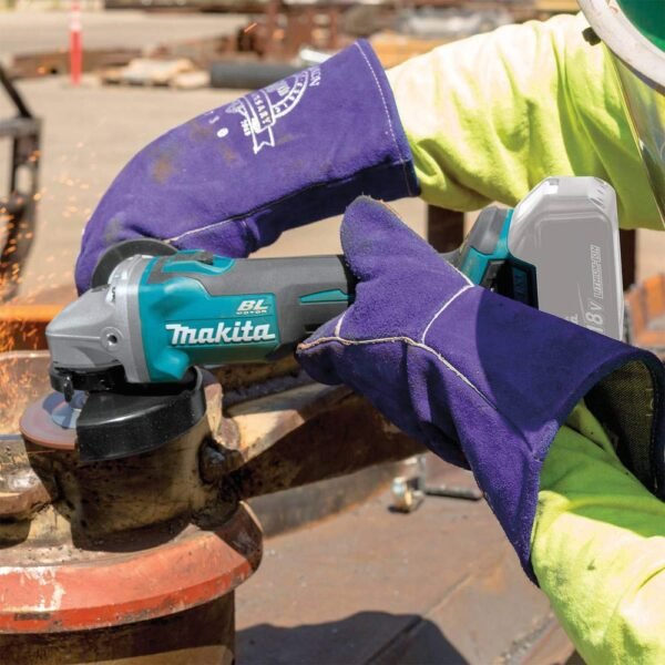 Makita XAG04Z Angle Grinder Review Powerful 18V Cordless Brushless Performance